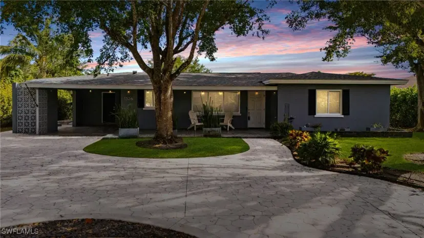 Picture of 1326 Burtwood Dr, Fort Myers FL 33901