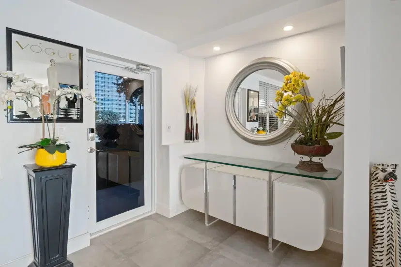 Picture of 401 N Riverside Dr 102, Pompano Beach FL 33062