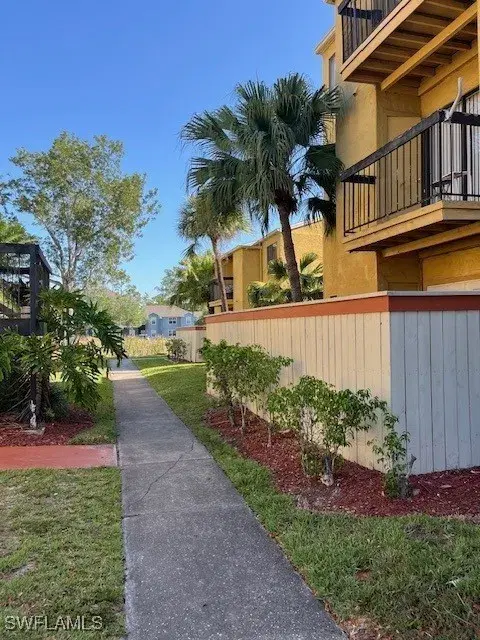 Picture of 2925 Winkler Ave 910, Fort Myers FL 33916