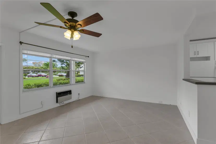 Picture of 177 Fanshaw E, Boca Raton FL 33434