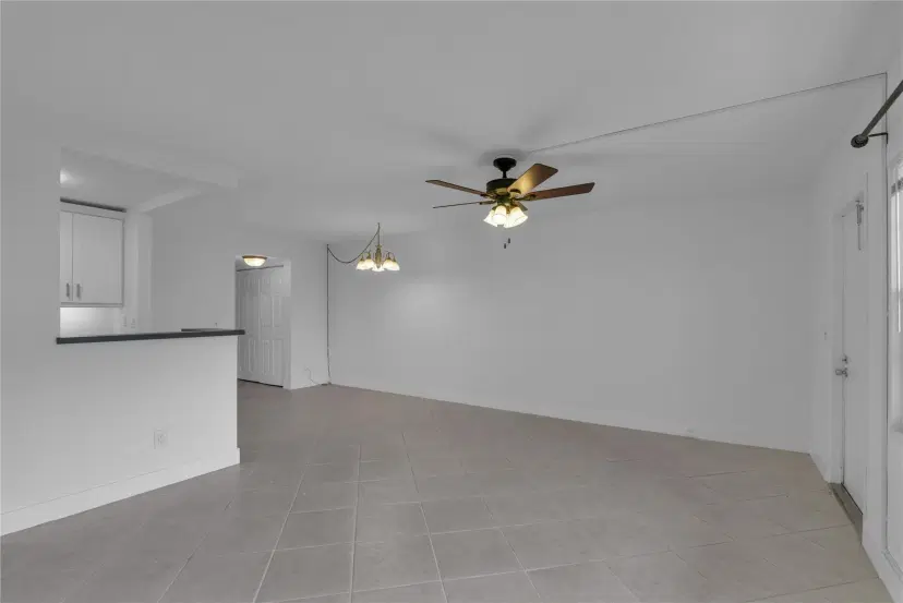 Picture of 177 Fanshaw E, Boca Raton FL 33434