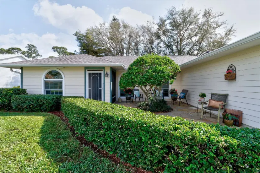 Picture of 125 Nebraska Cir, Sebastian FL 32958