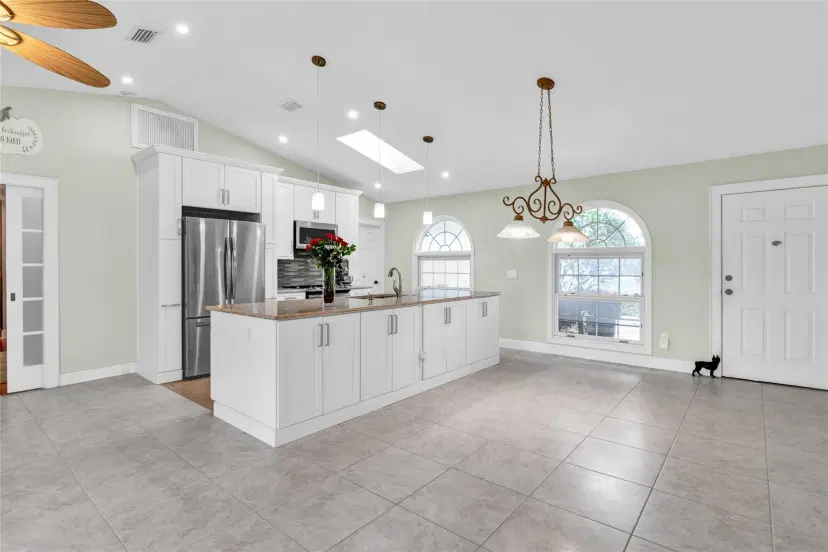Picture of 125 Nebraska Cir, Sebastian FL 32958