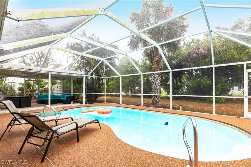 Picture of 2107 SE 11Th St, Cape Coral FL 33990