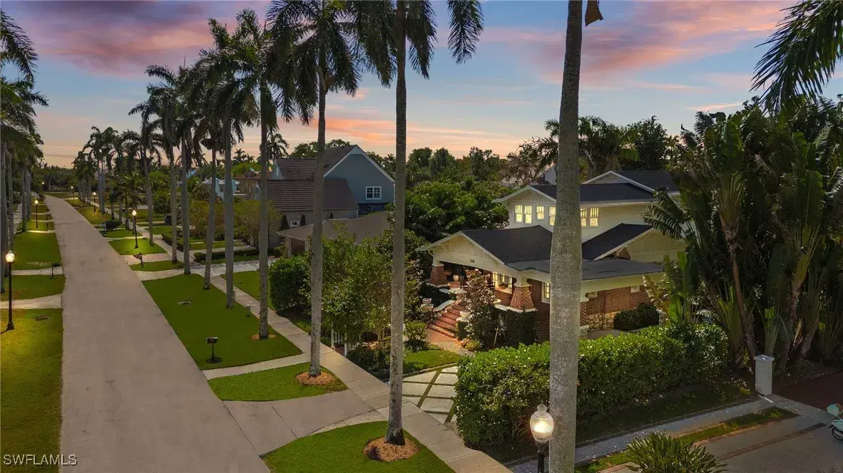 Picture of 1230 Caloosa Dr, Fort Myers, FL 33901