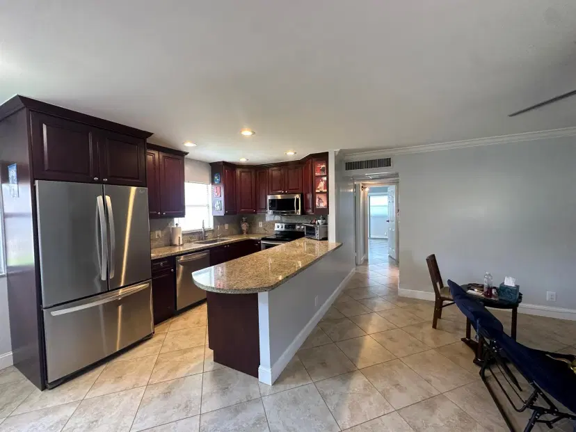 Picture of 184 Seville H, Delray Beach FL 33446
