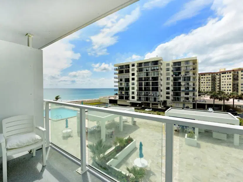Picture of 3450 S Ocean Boulevard 314, Palm Beach FL 33480