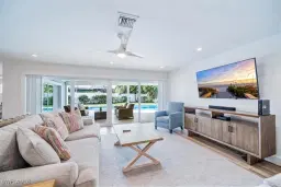 Picture of 635 W Valley Dr, Bonita Springs, FL 34134