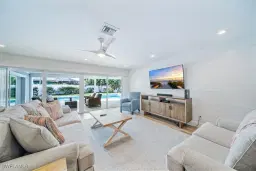 Picture of 635 W Valley Dr, Bonita Springs, FL 34134