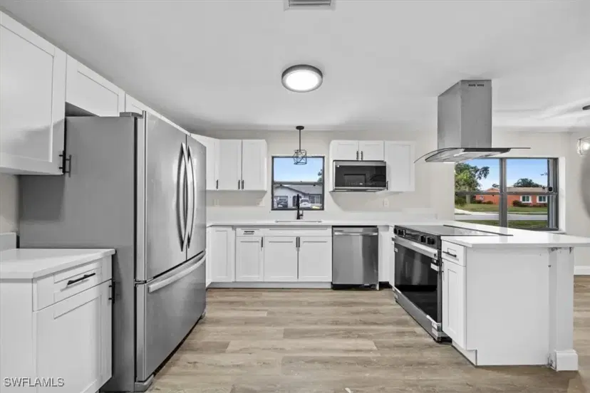 Picture of 21224 Quesada Ave, Port Charlotte FL 33952