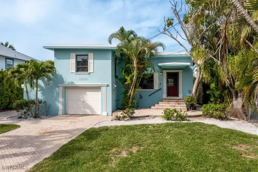 Picture of 1283 Grand Canal Dr, Naples FL 34110
