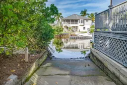 Picture of 1283 Grand Canal Dr, Naples, FL 34110