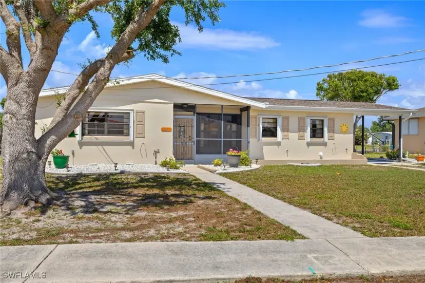 Picture of 128 Rodgers Ave Ne, Port Charlotte FL 33952