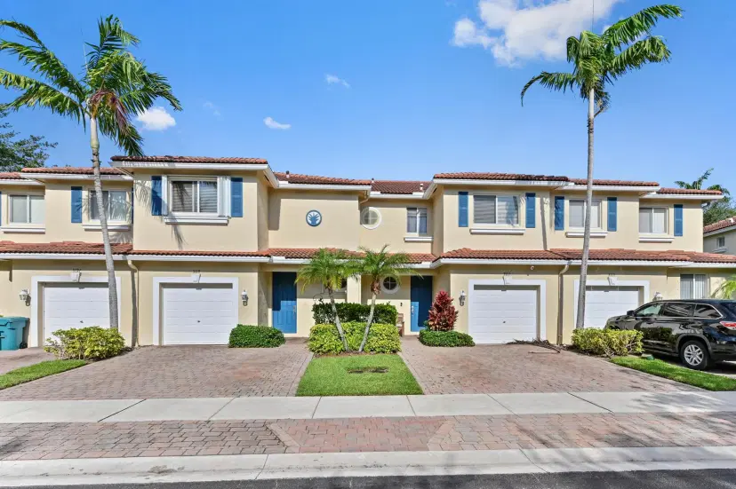 Picture of 3119 N Evergreen Circle, Boynton Beach FL 33426