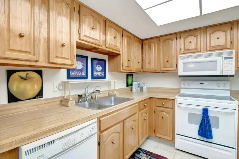 Picture of 7847 Lakeside Boulevard 1023, Boca Raton FL 33434