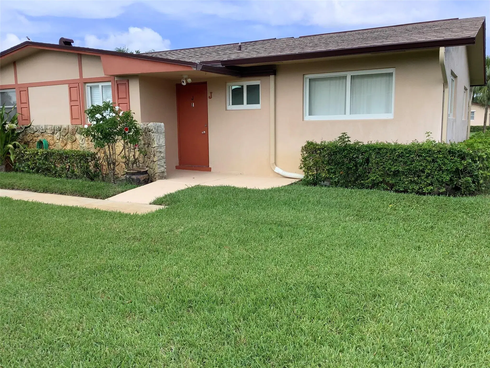 Picture of 2965 Crosley Dr J, West Palm Beach, FL 33415