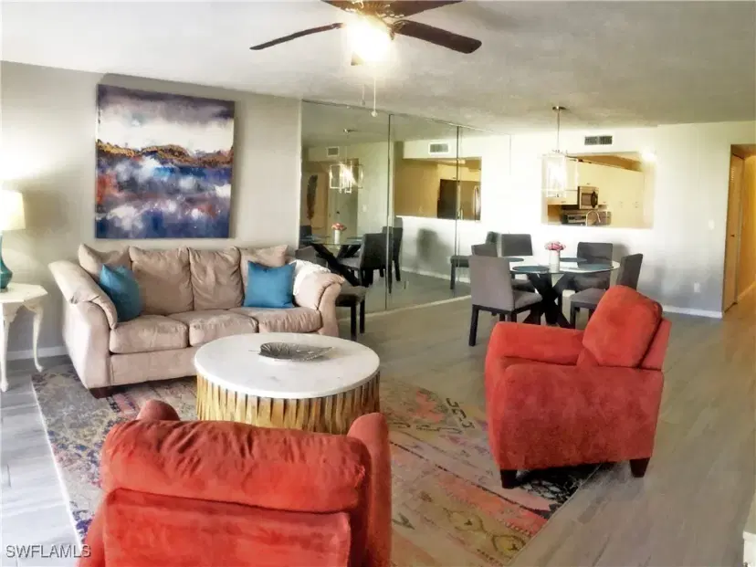 Picture of 218 Sugar Pine Ln 218, Naples FL 34108