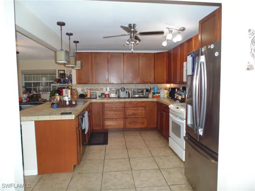 Picture of 18215 Iris Rd, Fort Myers FL 33967