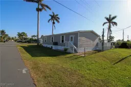Picture of 12221 Palm Dr, Fort Myers, FL 33908