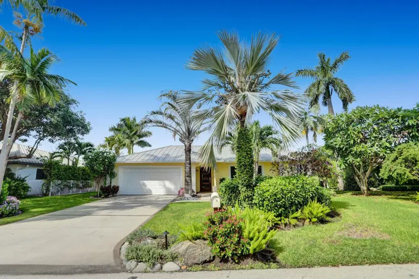 Picture of 641 Castilla Ln, Boynton Beach FL 33435