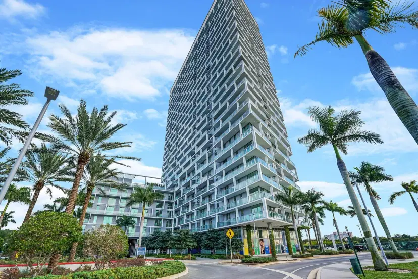 Picture of 2000 Metropica Way 604, Sunrise FL 33323
