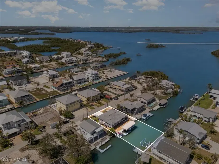 Picture of 240 Driftwood Ln, Fort Myers Beach FL 33931