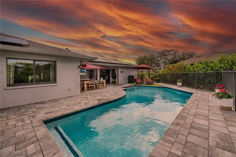 Picture of 171 Palmetto Dunes Cir, Naples FL 34113