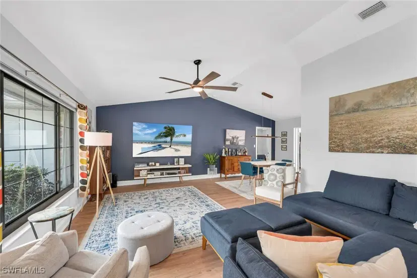 Picture of 171 Palmetto Dunes Cir, Naples FL 34113