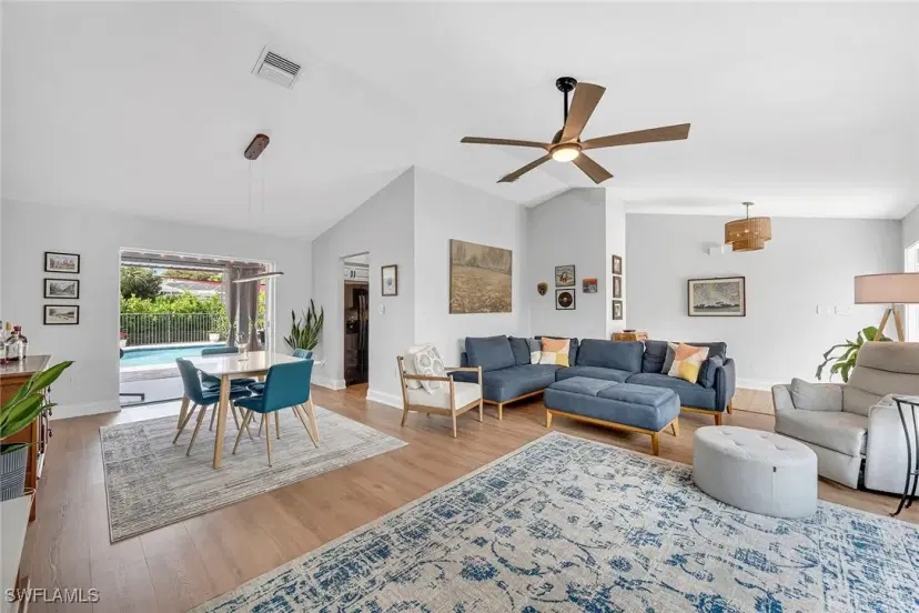 Picture of 171 Palmetto Dunes Cir, Naples FL 34113