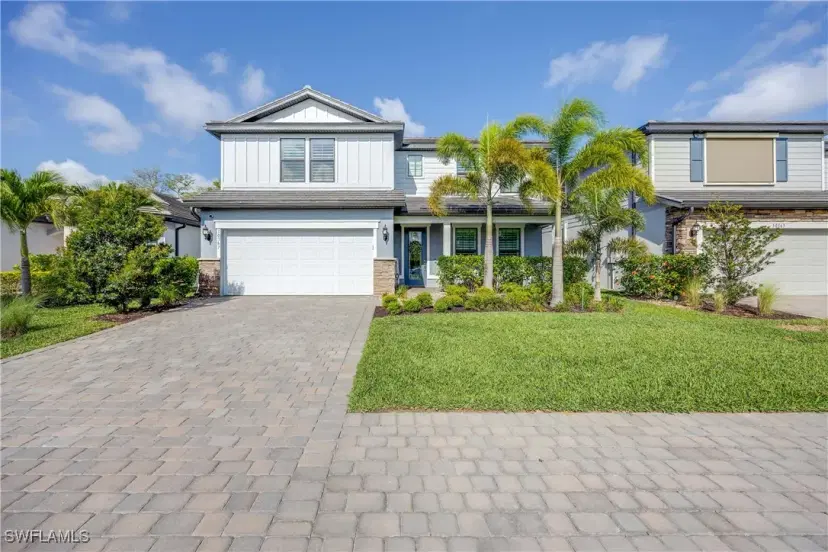 Picture of 10367 Ventana Ln, Naples FL 34120