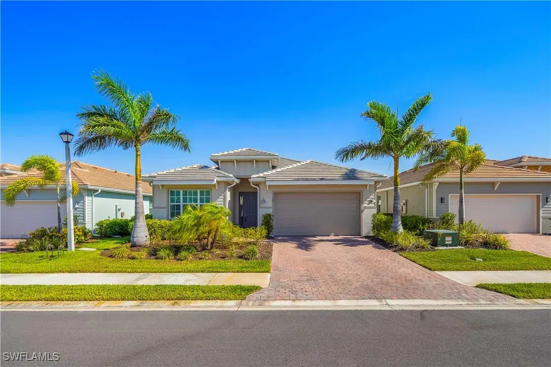 Picture of 329 Deauville Loop, Naples, FL 34114