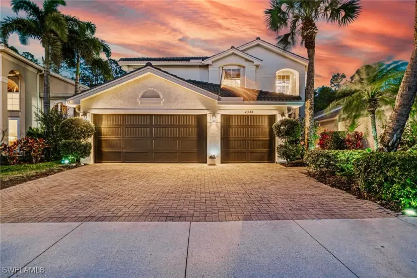 Picture of 2338 Butterfly Palm Dr, Naples FL 34119