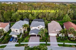 Picture of 2338 Butterfly Palm Dr, Naples, FL 34119