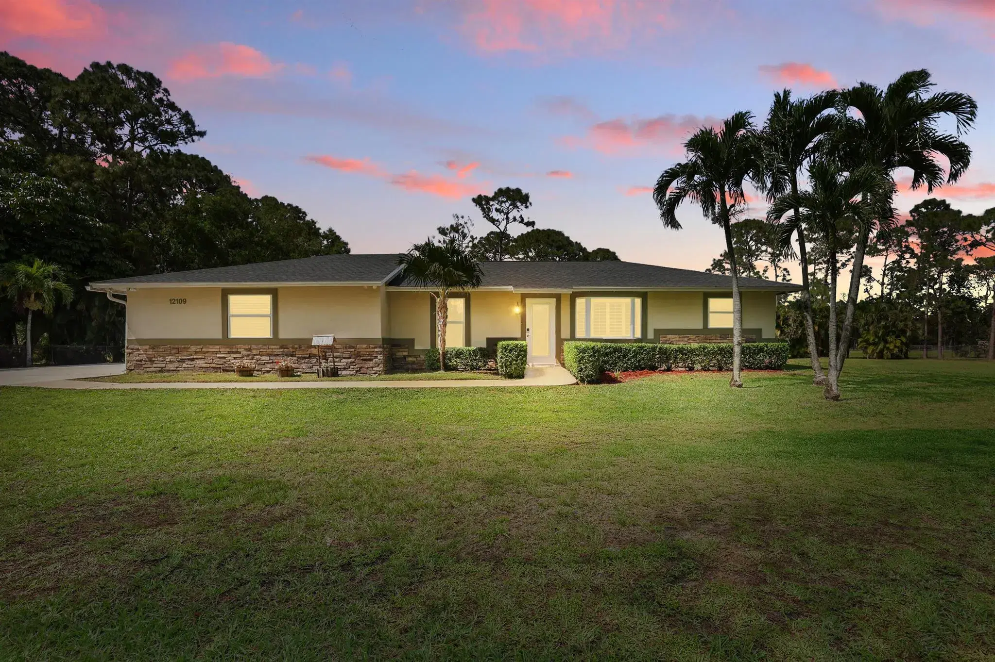 Picture of 12109 53Rd Road N, The Acreage, FL 33411