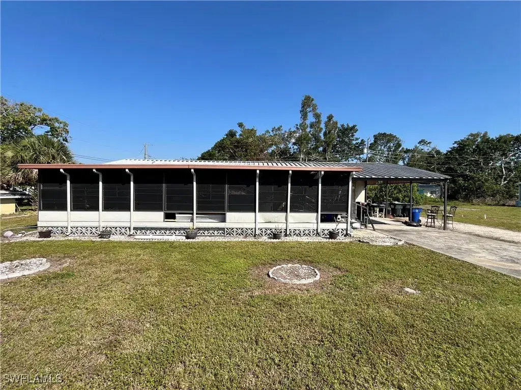 Picture of 15561 Croton Dr, Fort Myers, FL 33908