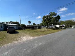 Picture of 15561 Croton Dr, Fort Myers, FL 33908