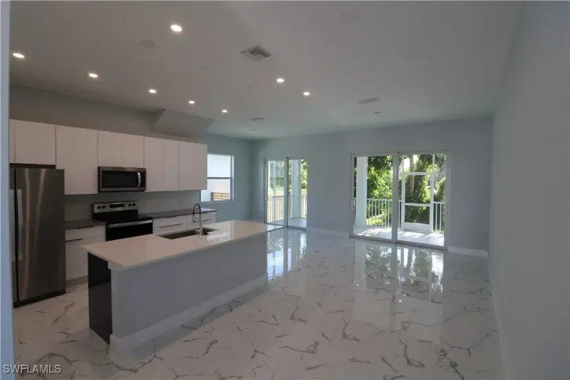 Picture of 4005 Harvest Ct, Naples FL 34112