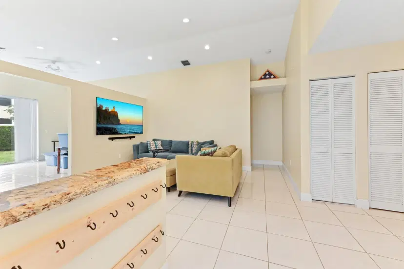 Picture of 6562 Columbia Avenue, Lake Worth FL 33467