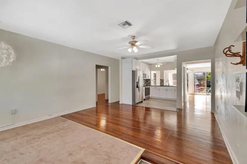 Picture of 621 N Ocean Breeze, Lake Worth Beach FL 33460
