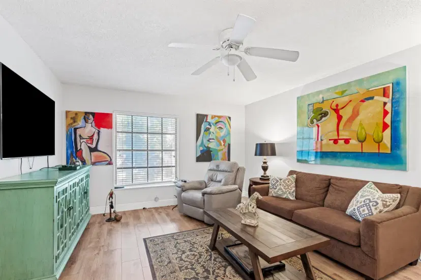 Picture of 2270 NE 68Th Street 1925, Fort Lauderdale FL 33308