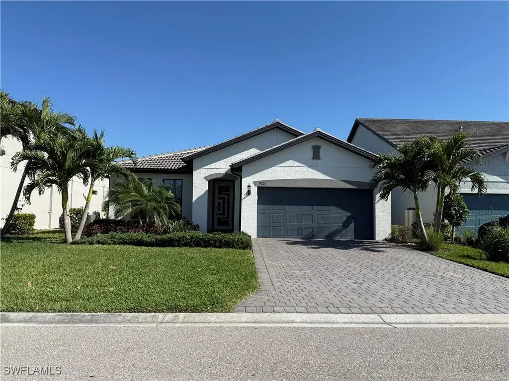 Picture of 9201 Holden Dr, Fort Myers, FL 33967