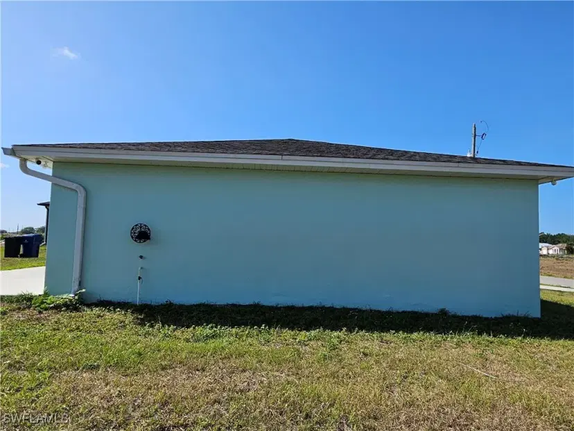 Picture of 7027 Palpano Cir, Labelle FL 33935