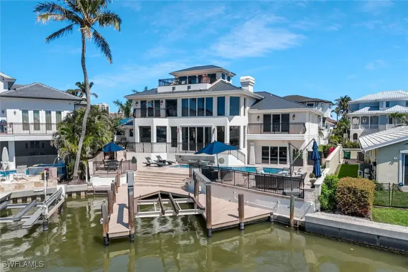 Picture of 152 Conners Ave, Naples FL 34108