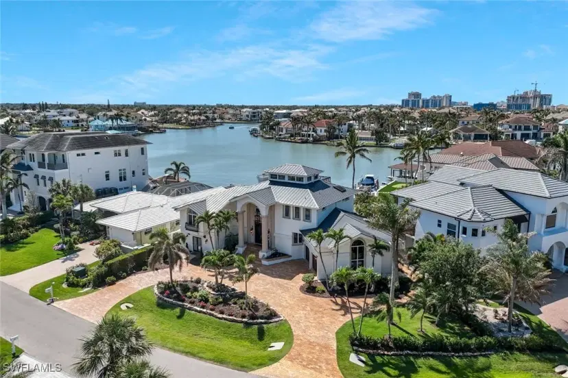 Picture of 152 Conners Ave, Naples FL 34108