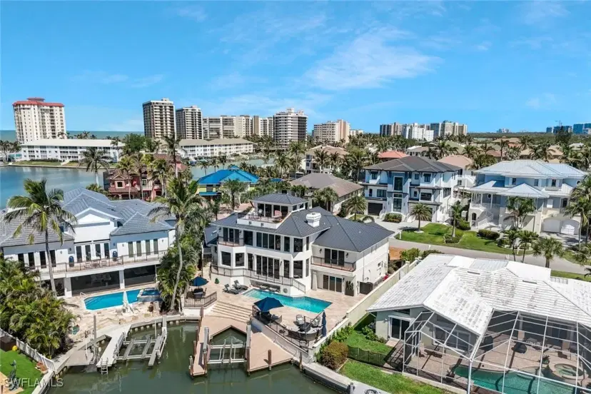 Picture of 152 Conners Ave, Naples FL 34108