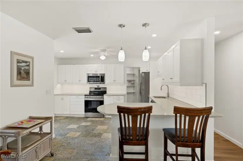 Picture of 1932 Roseate Ln, Sanibel FL 33957