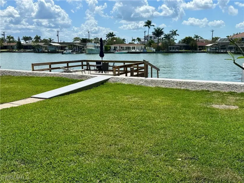 Picture of 152 Pago Pago Dr W, Naples FL 34113