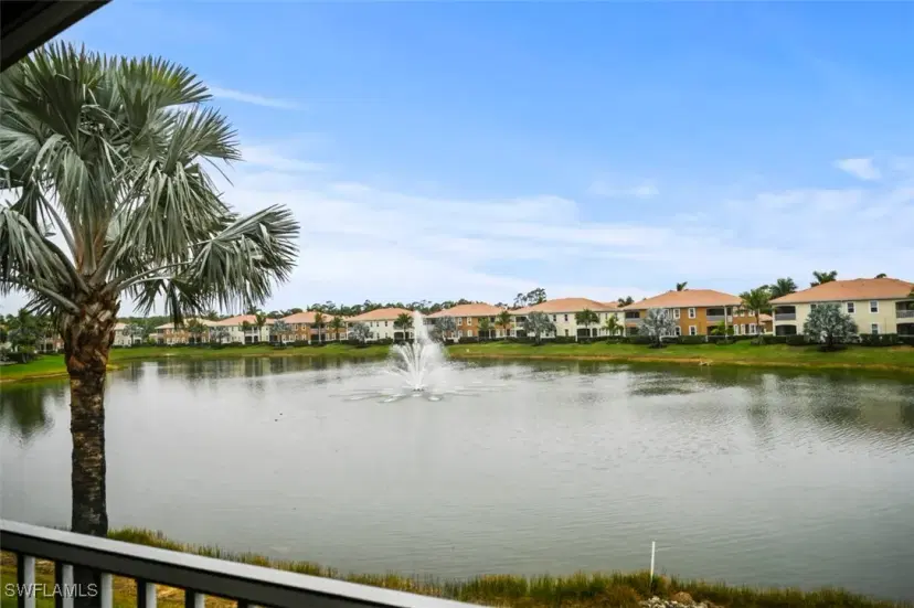 Picture of 18260 Creekside Preserve Loop 202, Fort Myers FL 33908