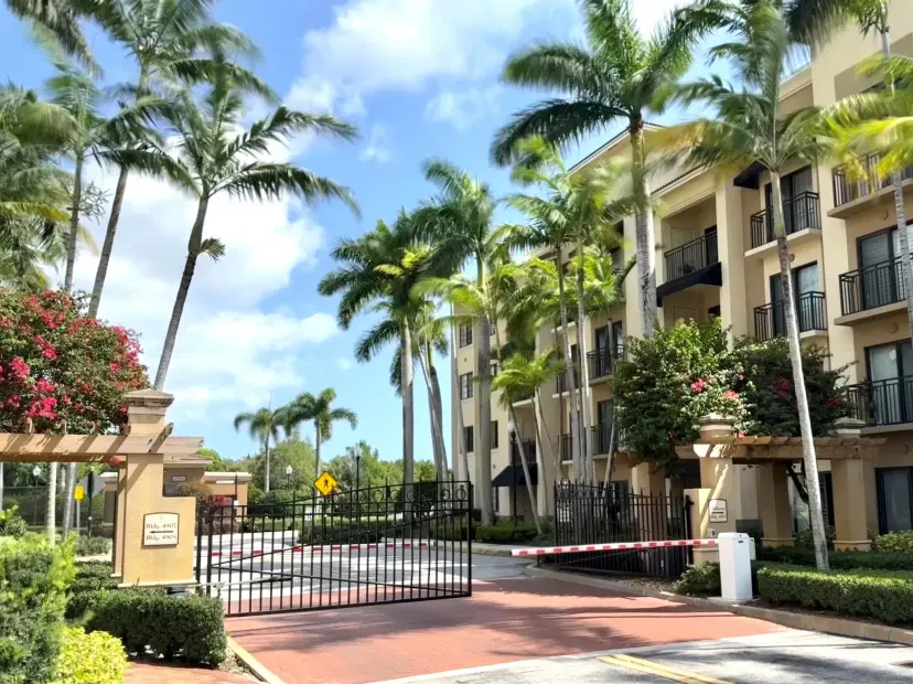 Picture of 4907 Midtown Lane 1415, Palm Beach Gardens FL 33418