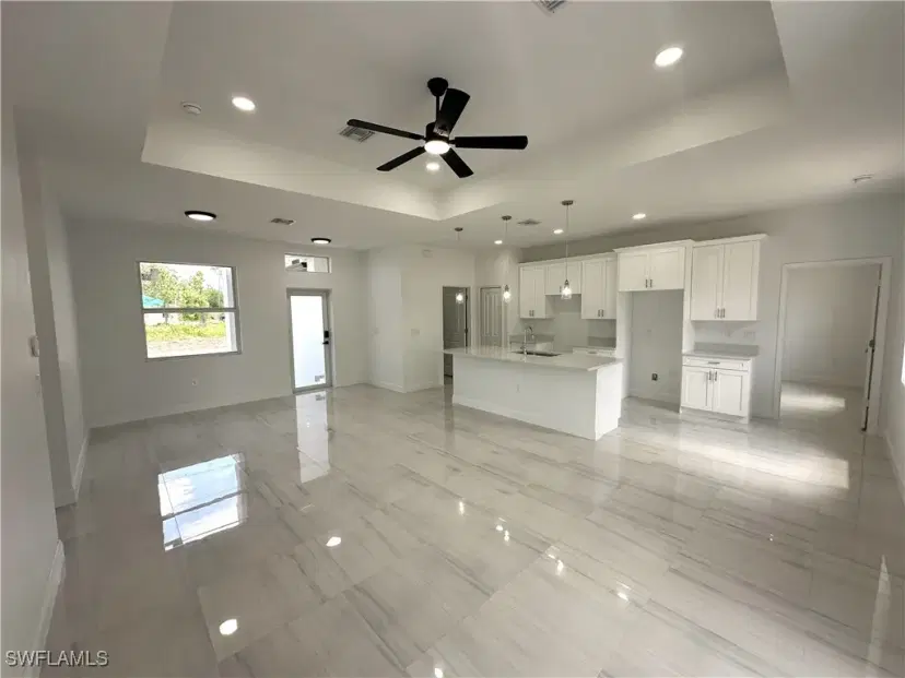 Picture of 718 Foxtail St E, Lehigh Acres FL 33974